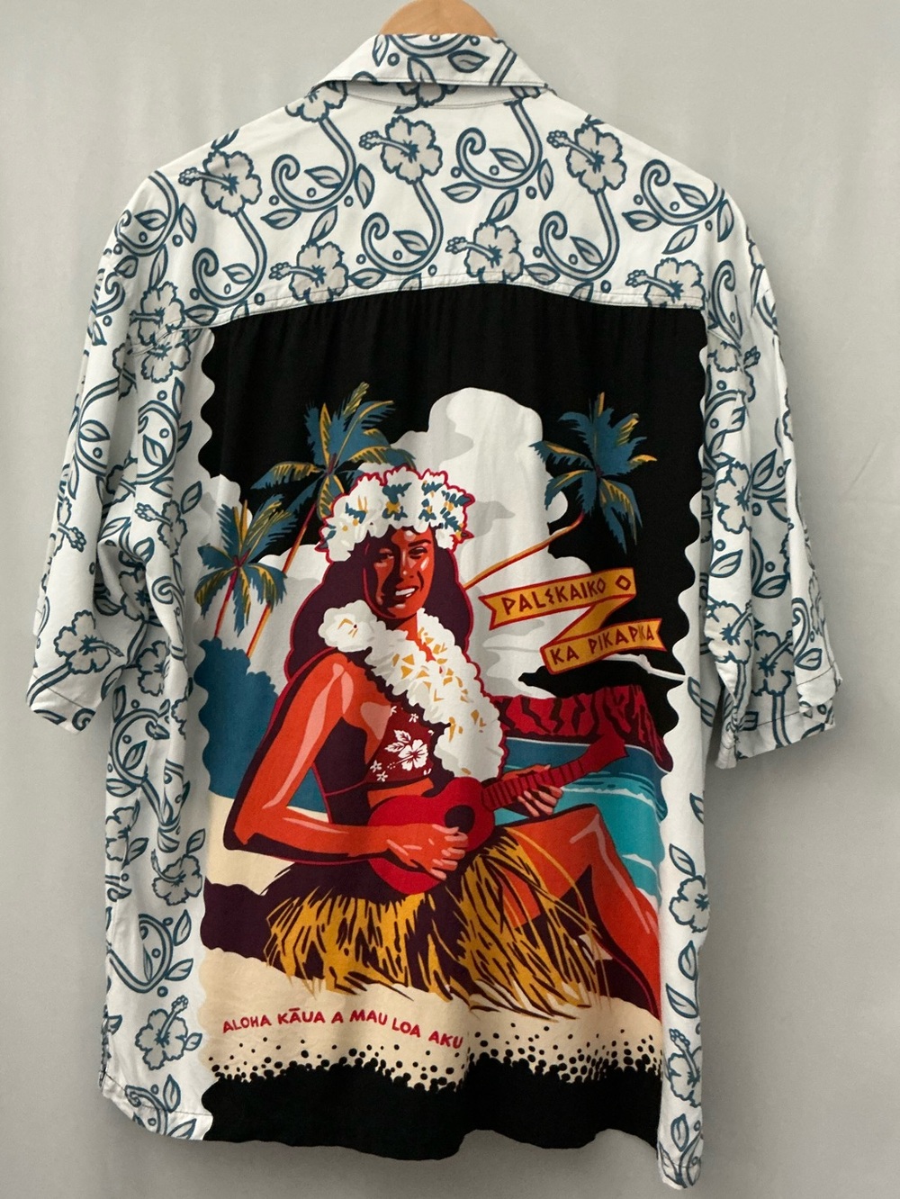 Kahala PalekaikoHawaiian Shirt Size L